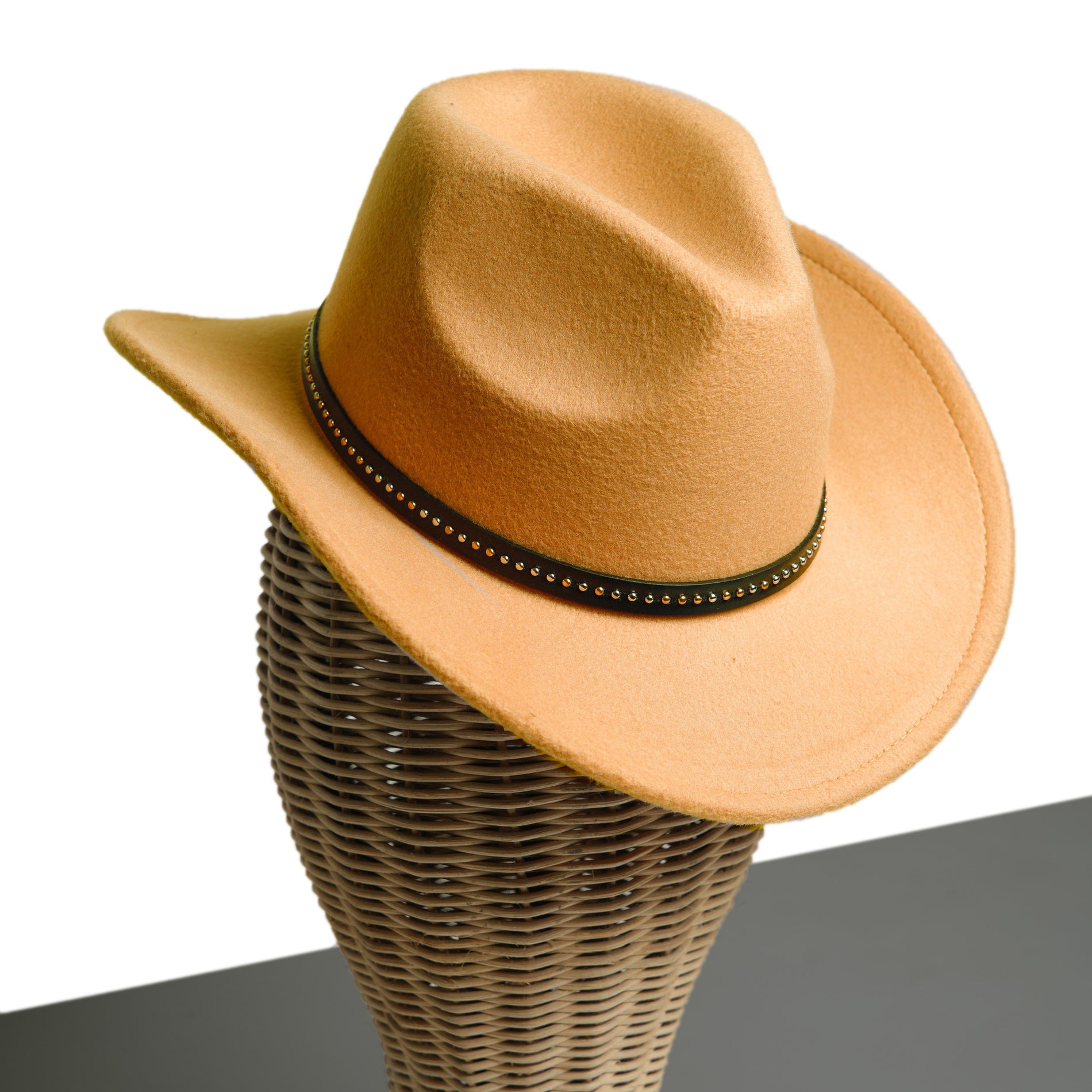 Chokore  Chokore Cowboy Hat with Belt Band (Beige) 