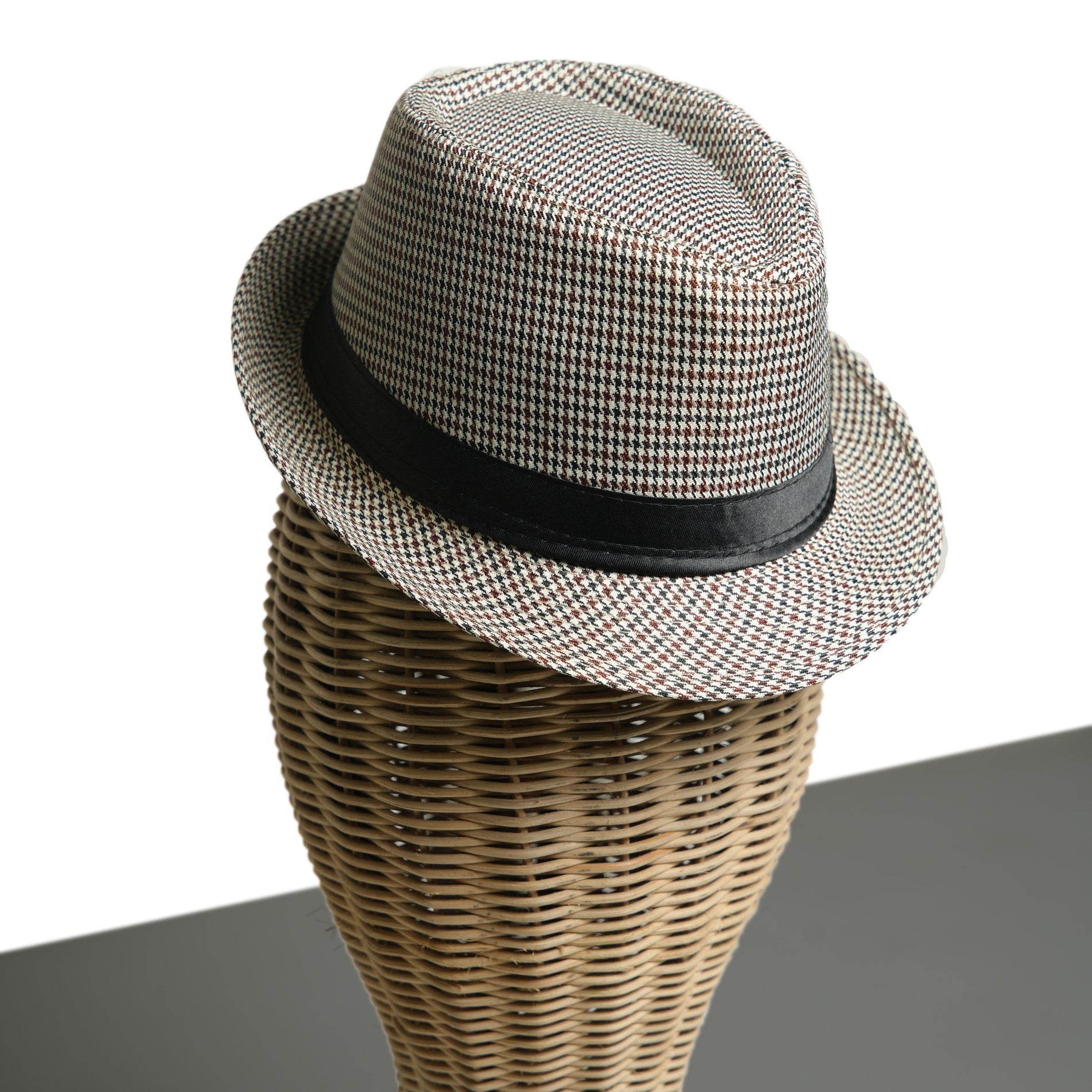 Chokore  Chokore Fedora Hat in Houndstooth Pattern (Light Grey) 