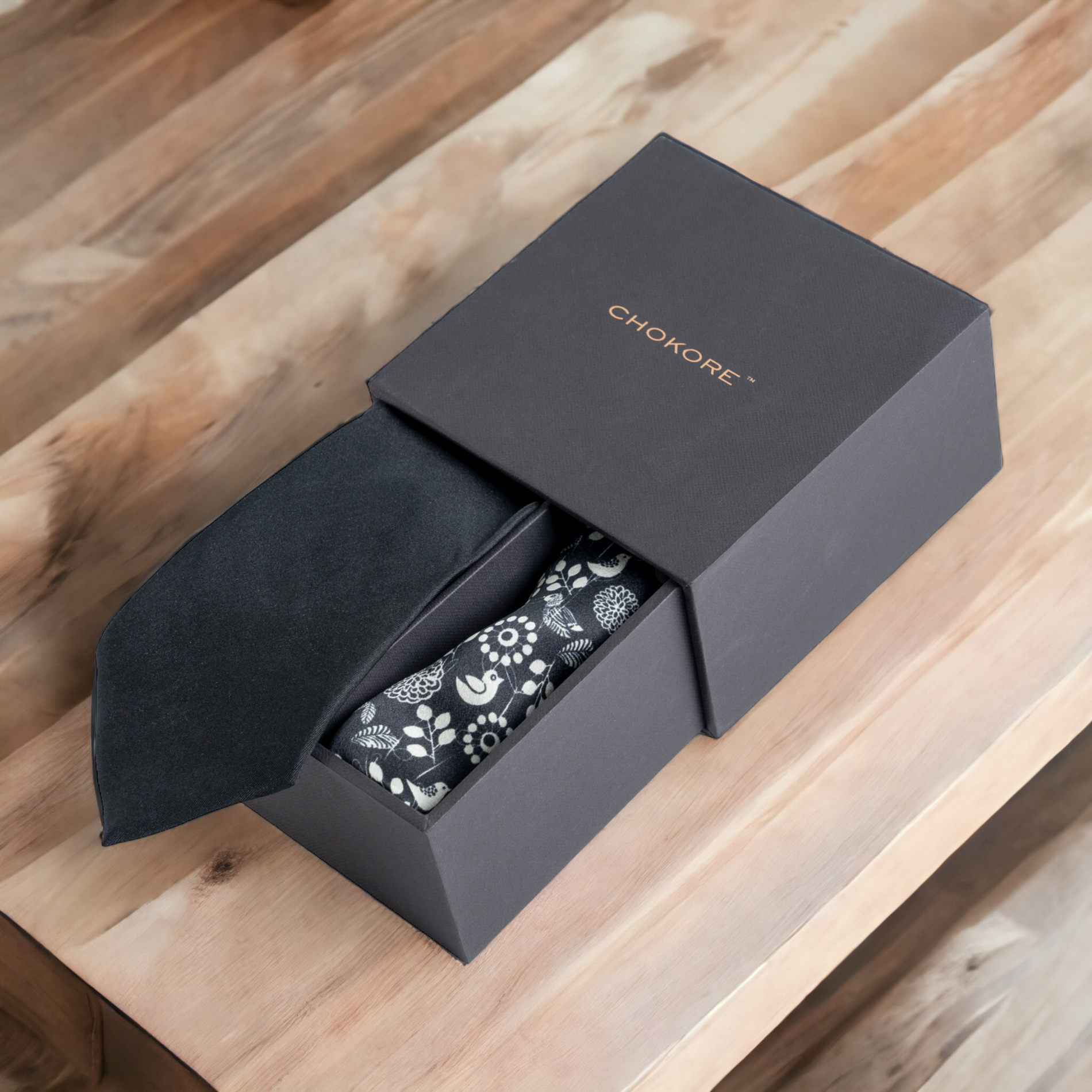 Chokore Chokore Special 2-in-1 Black Gift Set for Him (Pocket Square & Solid Black Necktie) Chokore Special 2-in-1 Black Gift Set for Him (Pocket Square & Solid Black Necktie) 