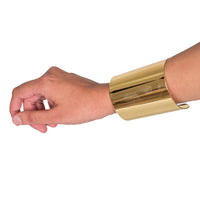 Chokore Chokore Wide Cuff Bracelet in C-shape (Gold)