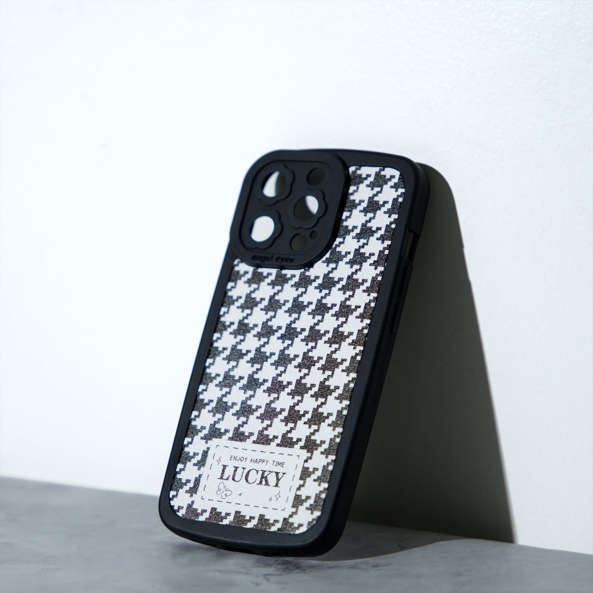 Chokore Chokore Chess Design Mobile Cover (Black & White)  