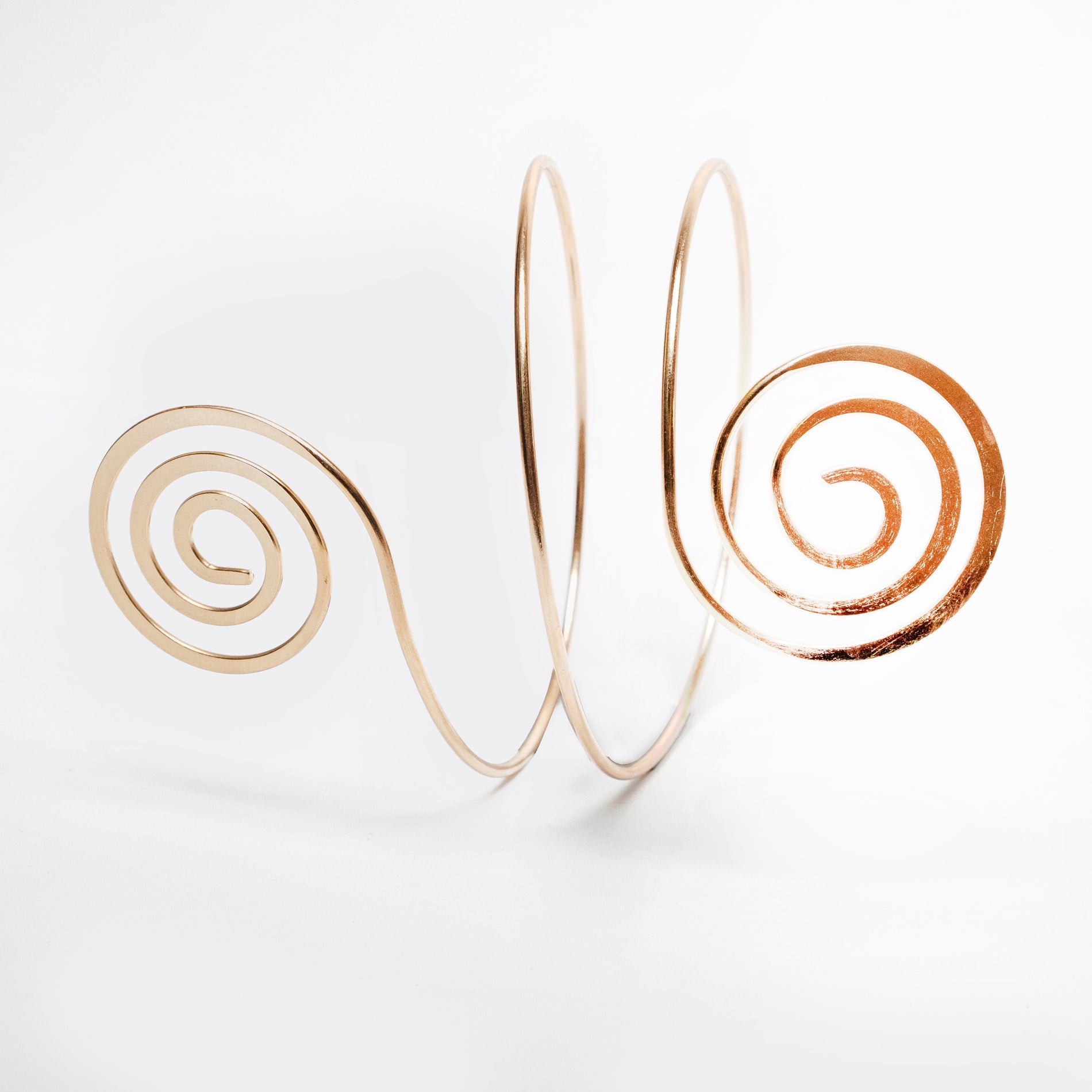 Chokore Chokore Swirl Upper Arm cuff (Gold) Chokore Swirl Upper Arm cuff (Gold) 