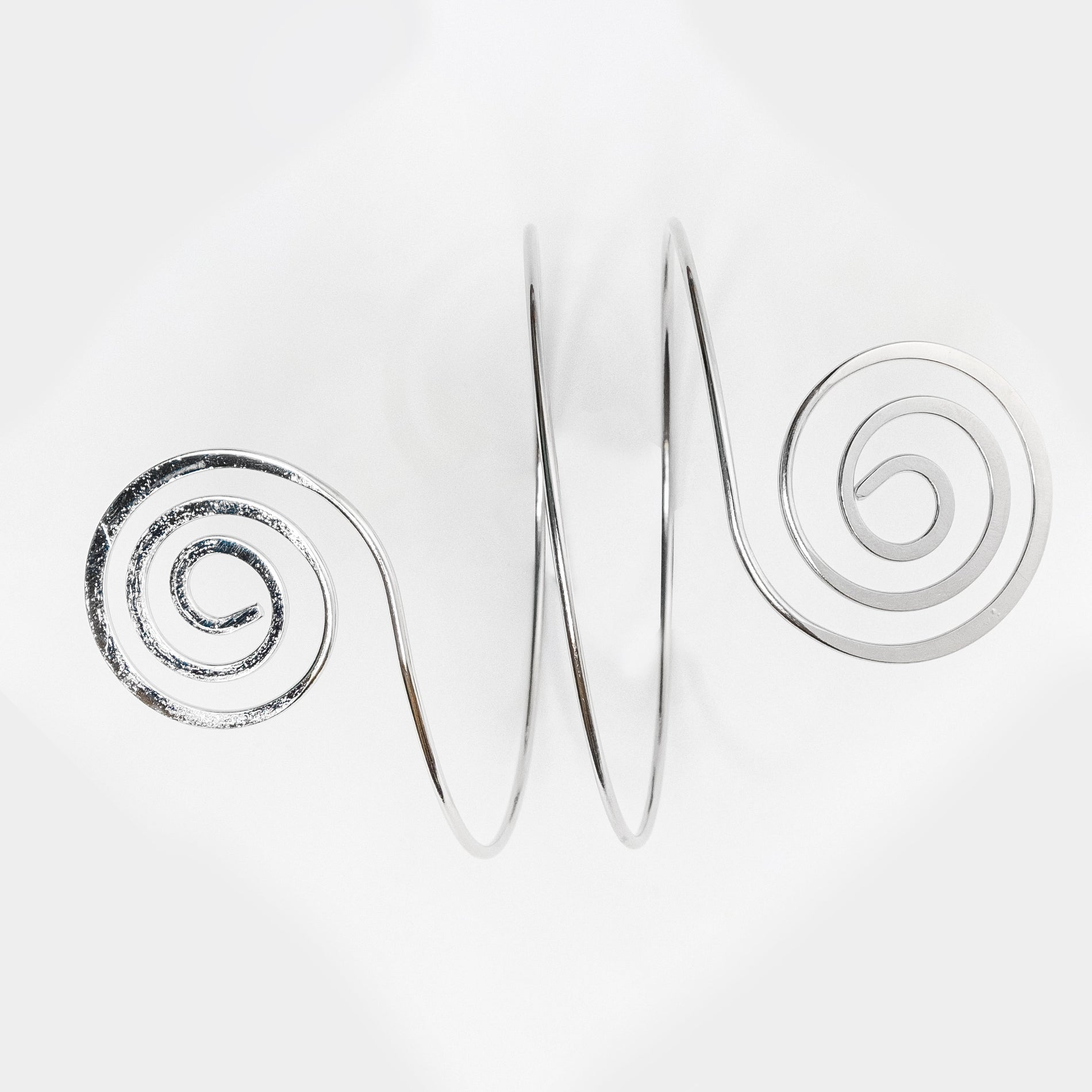 Chokore Chokore Swirl Upper Arm cuff  (Silver) Chokore Swirl Upper Arm cuff  (Silver) 