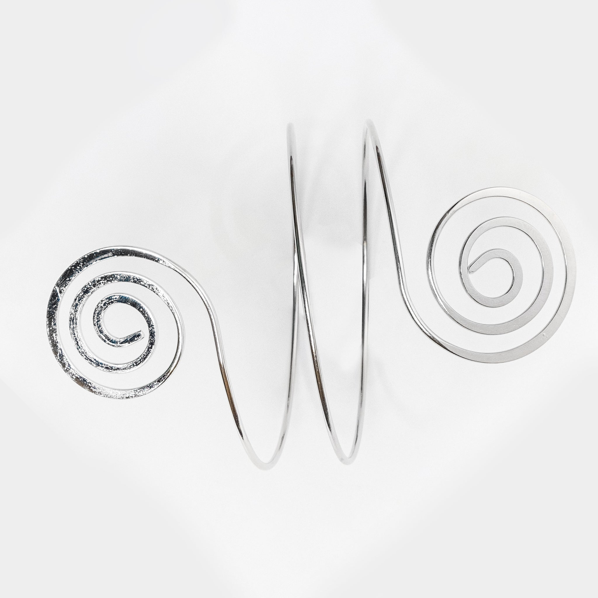 Chokore Swirl Upper Arm cuff  (Silver)