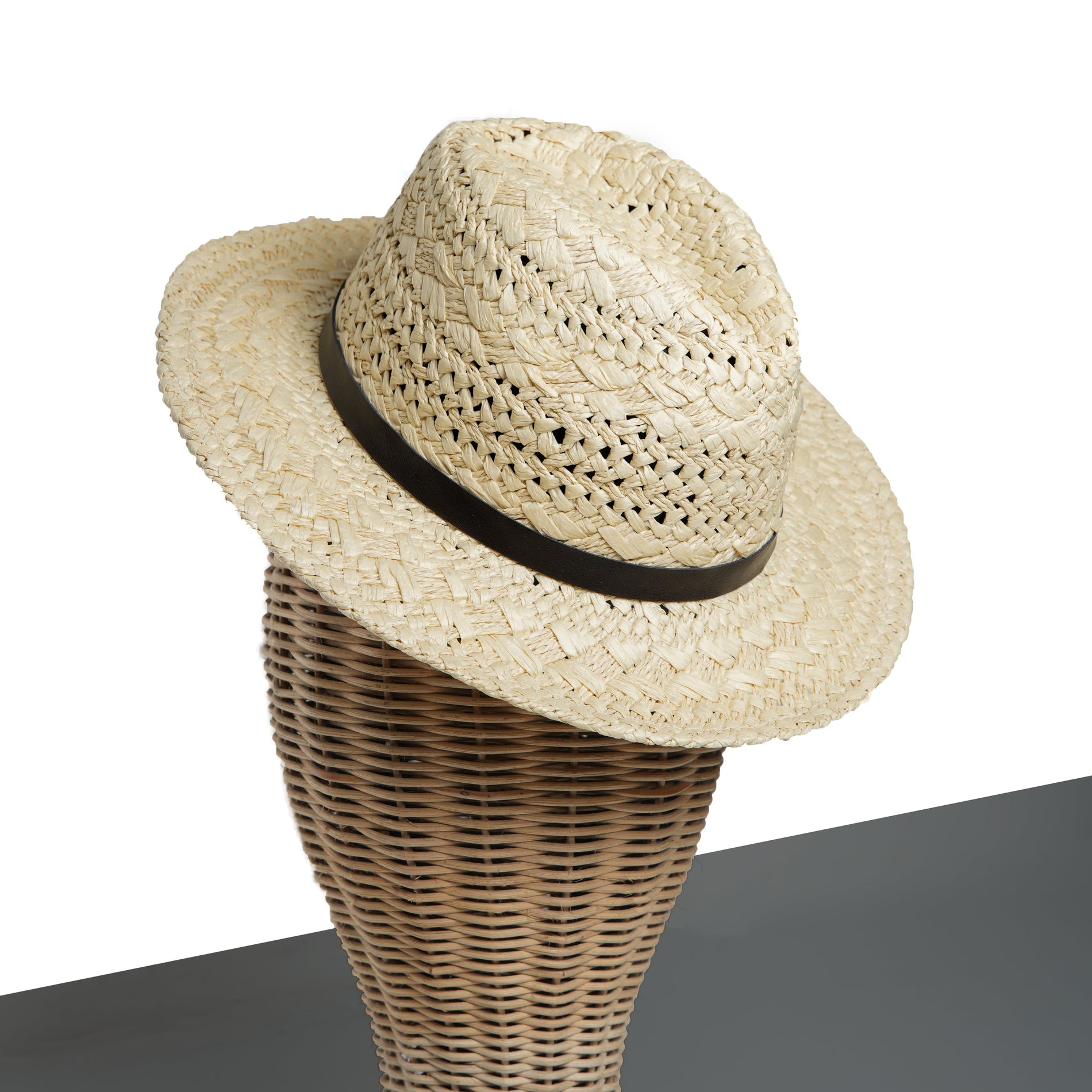 Chokore  Chokore Woven Straw Fedora Hat (Beige) 