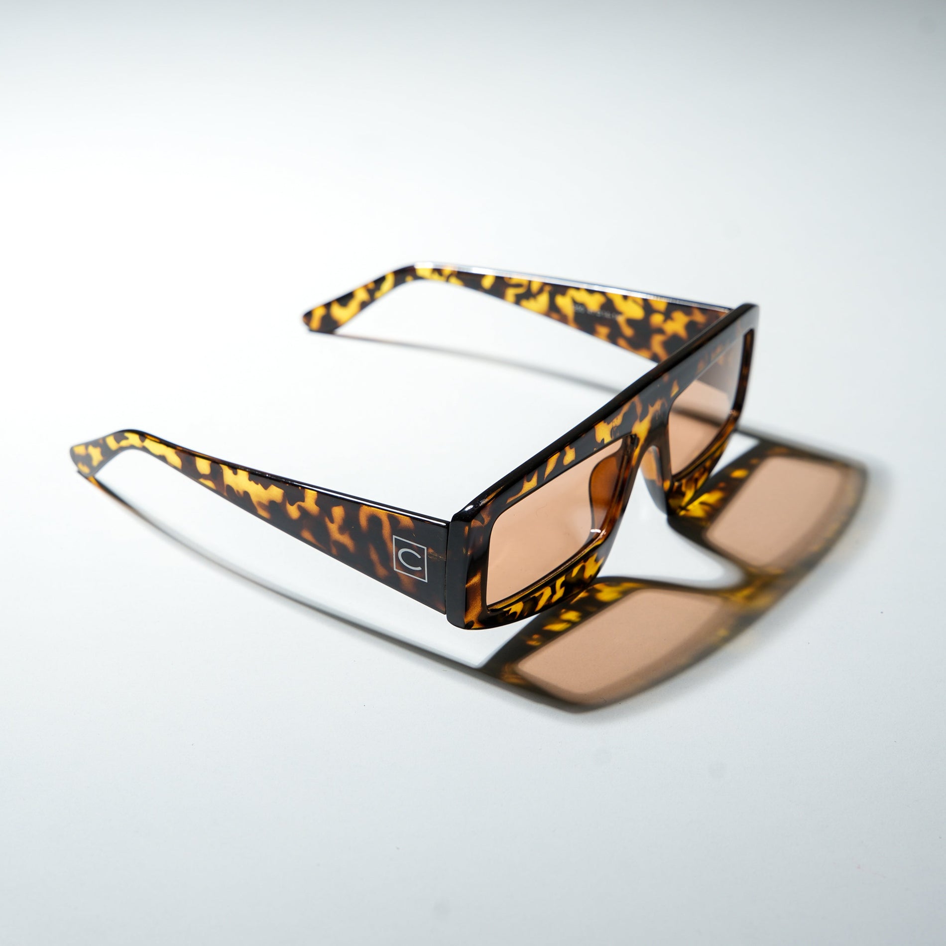 Chokore  Chokore Sporty Chic Leopard Print Sunglasses 