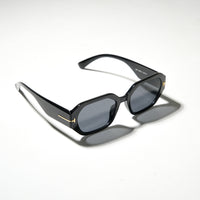 Chokore Chokore Square Sunglasses with Thick Temple (Black)