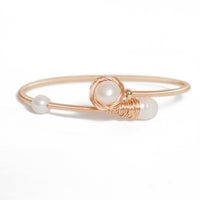 Chokore Chokore Freshwater Pearl Bangle Bracelet with Wire detailing