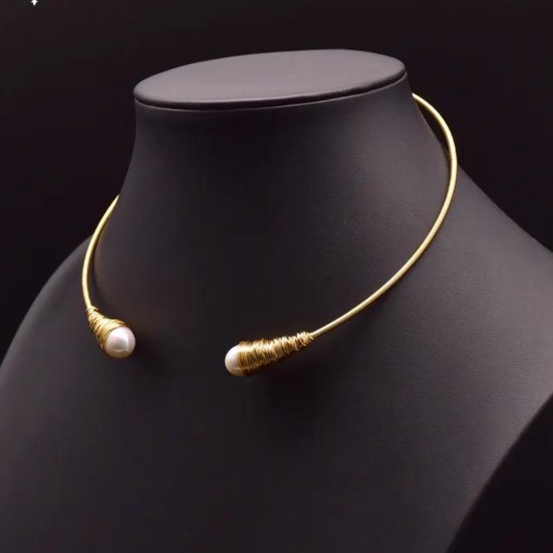 Chokore Chokore Freshwater Pearl Choker Necklace with wire detailing Chokore Freshwater Pearl Choker Necklace with wire detailing 