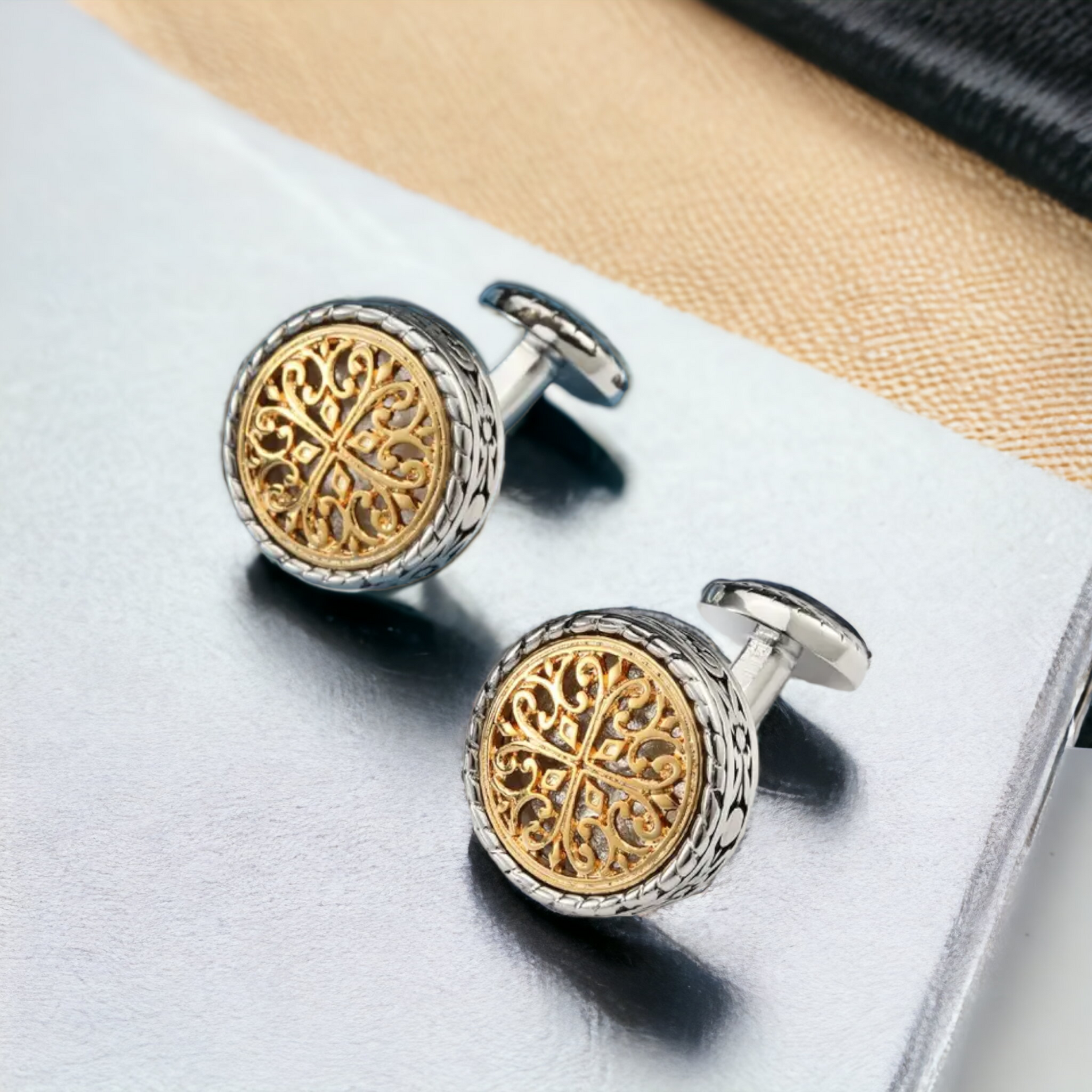 Chokore  Chokore Vintage Silver Gold Cufflinks 