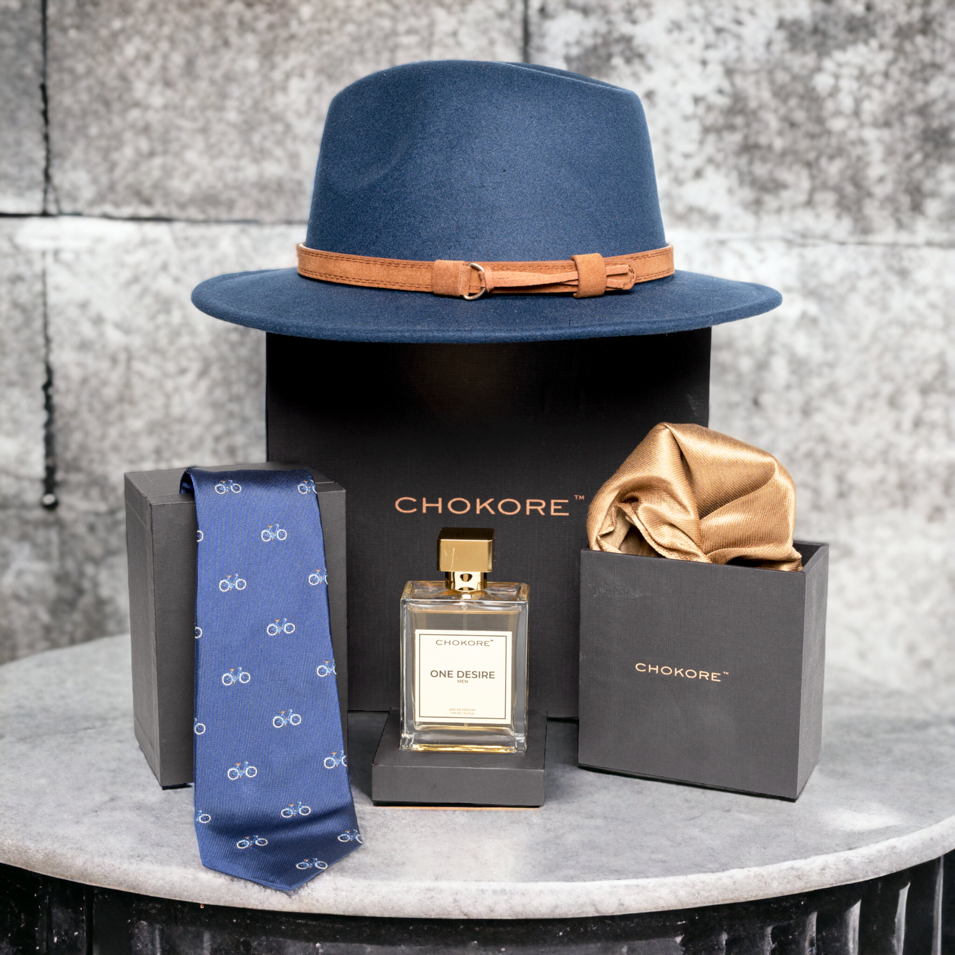 Chokore  Chokore Special 4-in-1 Gift Set for Him (Pocket Square, RKXC Necktie, Hat & 100 ml One Desire Perfume) 