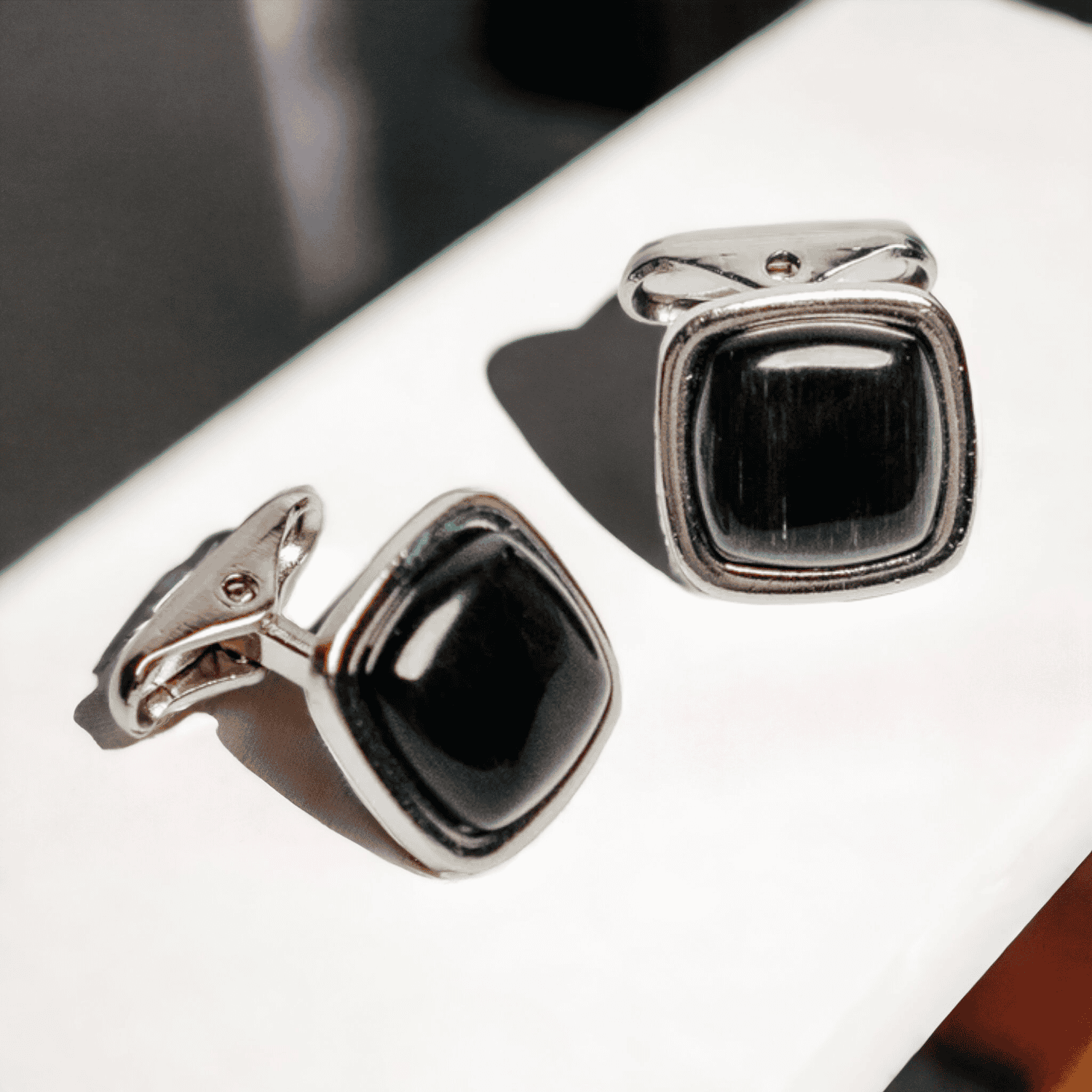 Chokore  Chokore Squircle Cufflinks with Stone (Black) 