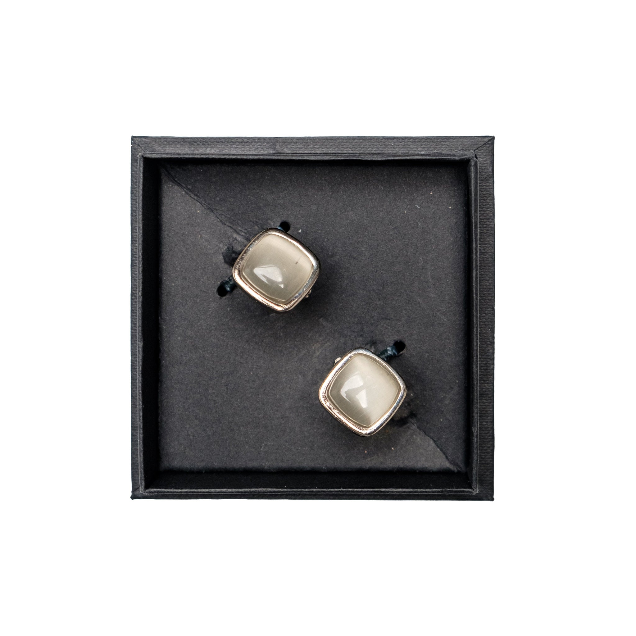 Chokore Squircle Cufflinks with Stone (Light Gray)