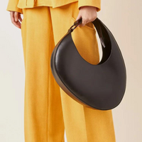 Chokore Chokore Crescent-shaped Shoulder Bag (Black)